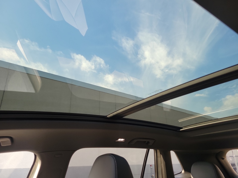 3VVGR7RM6TM037625 2026 Volkswagen Tiguan SE R-Line Black