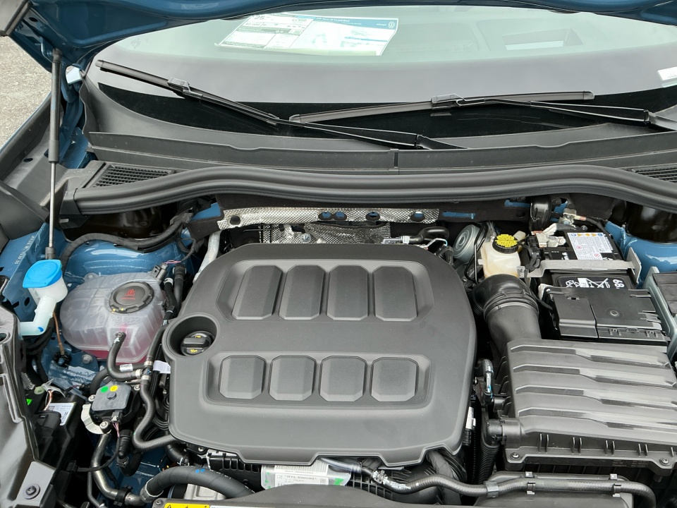 3VVGR7RM7TM036788 2026 Volkswagen Tiguan SE R-Line Black