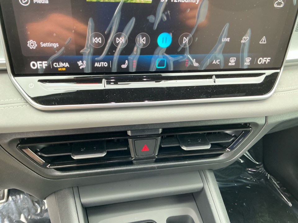 3VVGR7RM7TM036788 2026 Volkswagen Tiguan SE R-Line Black