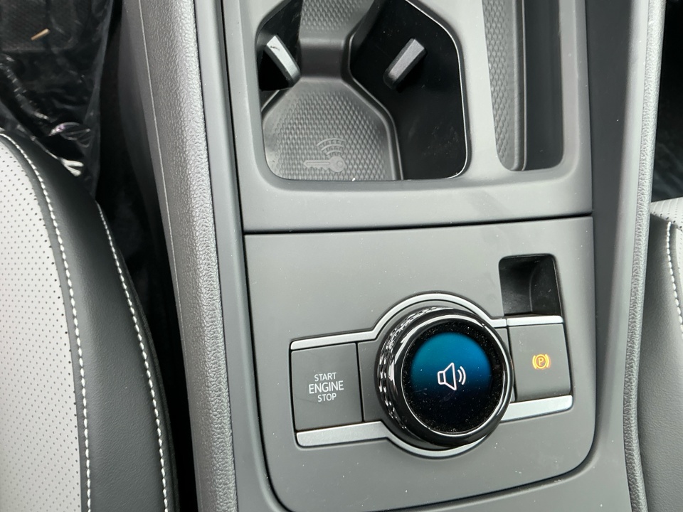 3VVGR7RM7TM036788 2026 Volkswagen Tiguan SE R-Line Black