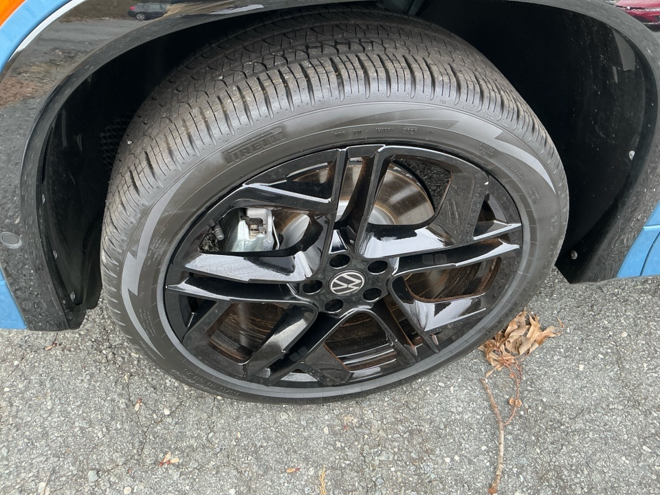 3VVGR7RM7TM036788 2026 Volkswagen Tiguan SE R-Line Black