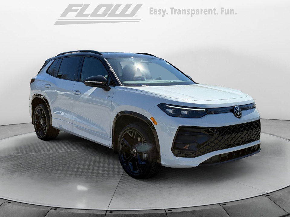 new 2026 Volkswagen Tiguan SE R-Line Black