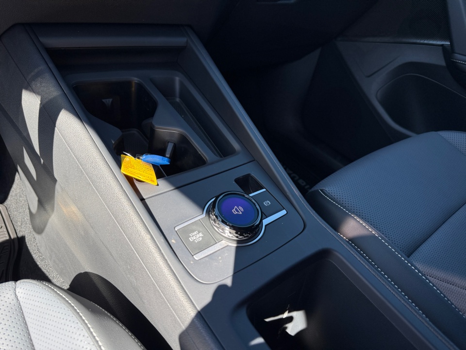 3VVGR7RM7TM069645 2026 Volkswagen Tiguan SE R-Line Black