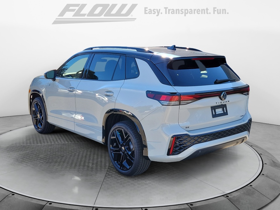 3VVGR7RM9TM037246 2026 Volkswagen Tiguan SE R-Line Black