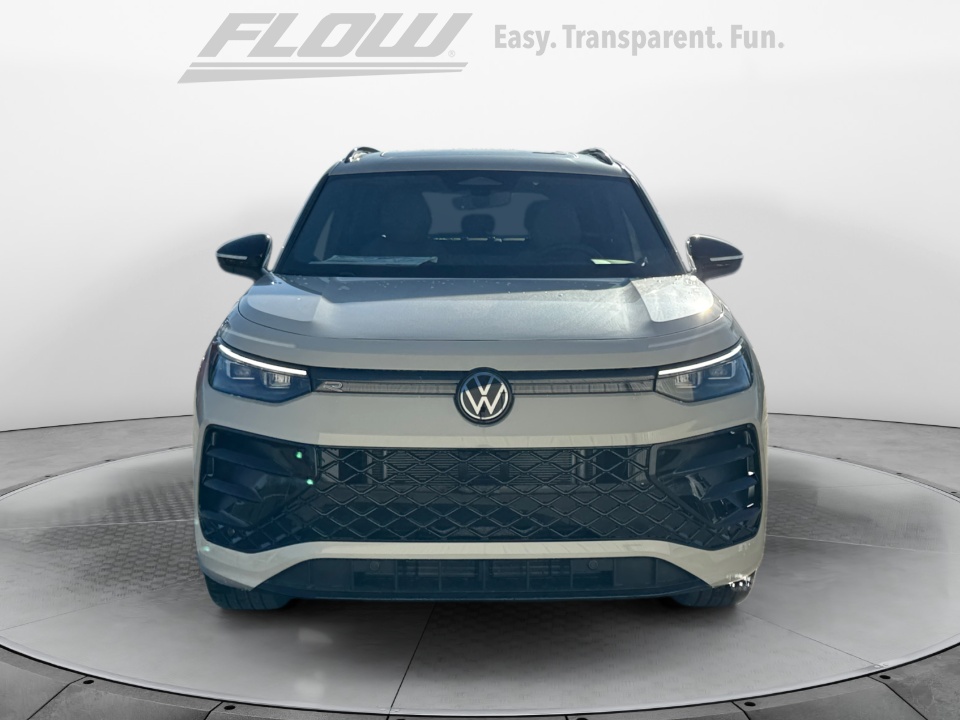 3VVGR7RM9TM040924 2026 Volkswagen Tiguan SE R-Line Black