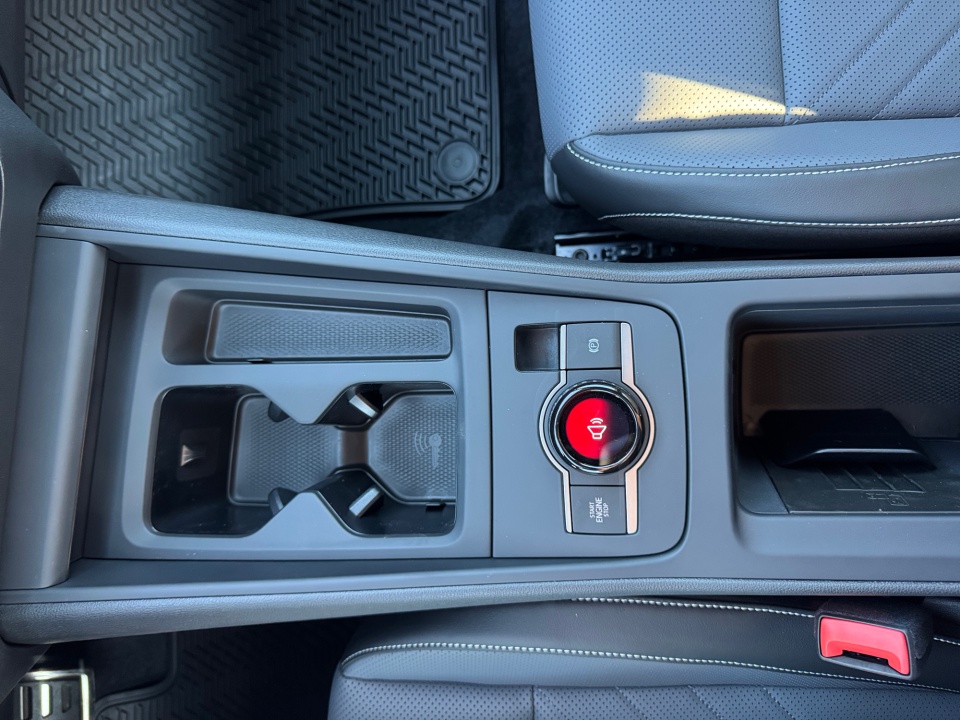 3VVGR7RM9TM040924 2026 Volkswagen Tiguan SE R-Line Black