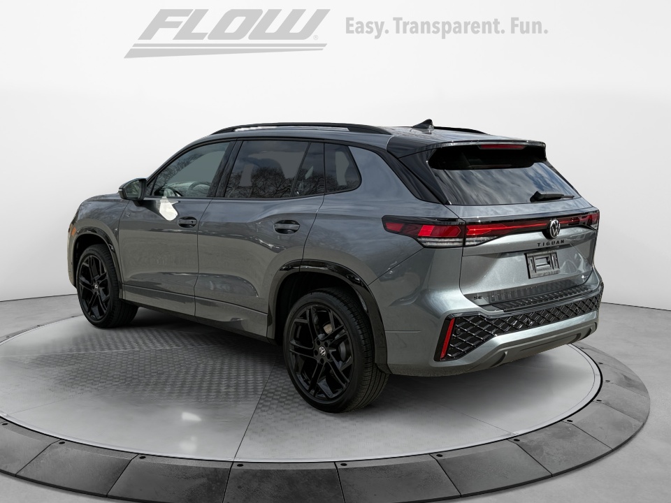 3VVGR7RM9TM056184 2026 Volkswagen Tiguan SE R-Line Black