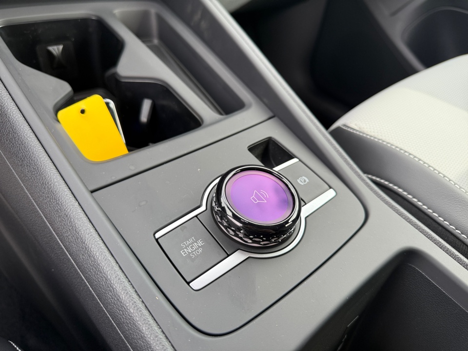 3VVGR7RM9TM056184 2026 Volkswagen Tiguan SE R-Line Black