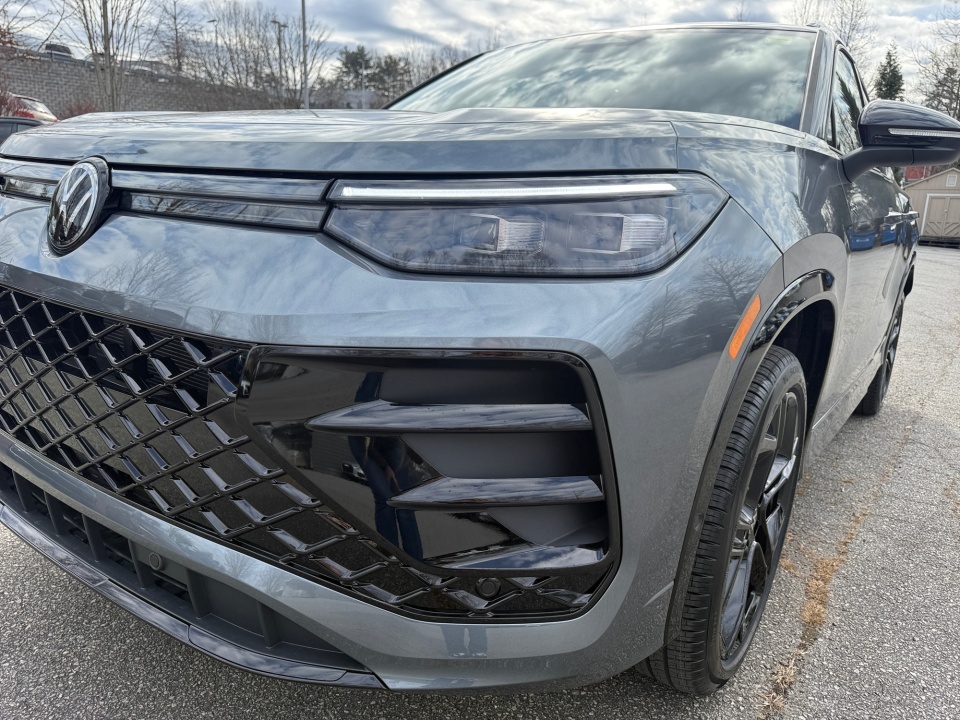 3VVGR7RM9TM056184 2026 Volkswagen Tiguan SE R-Line Black