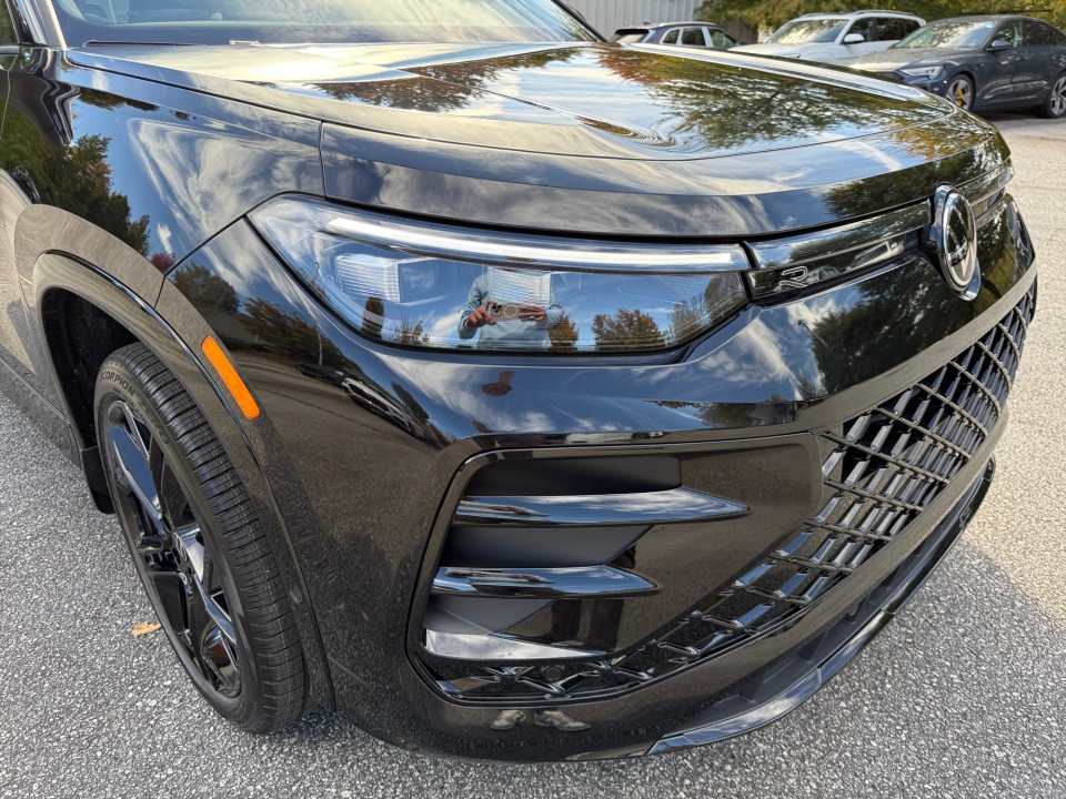 3VVGR7RMXTM001971 2026 Volkswagen Tiguan SE R-Line Black