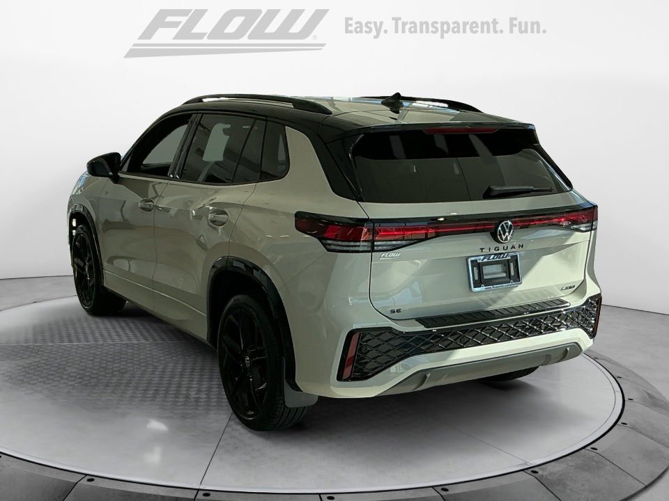 3VVGR7RMXTM027549 2026 Volkswagen Tiguan SE R-Line Black