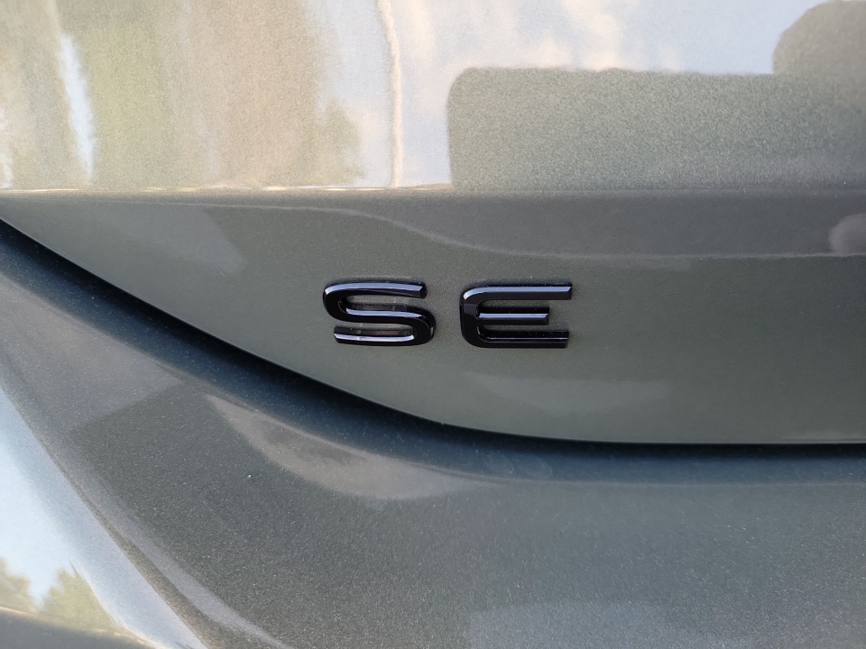 3VVHR7RM1TM061318 2026 Volkswagen Tiguan SE R-Line Black