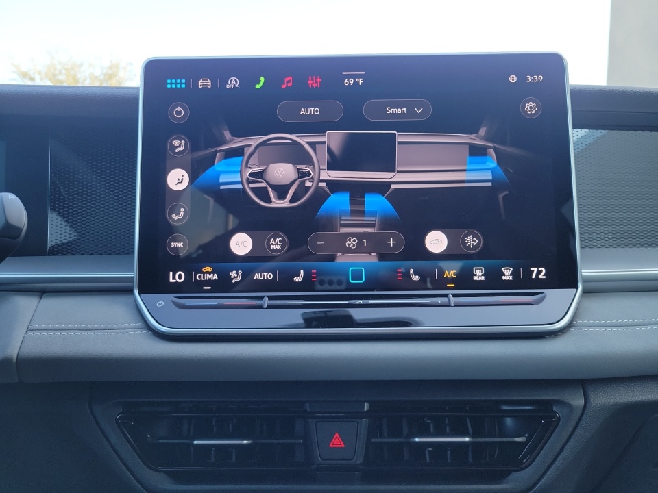 3VVHR7RM1TM061318 2026 Volkswagen Tiguan SE R-Line Black