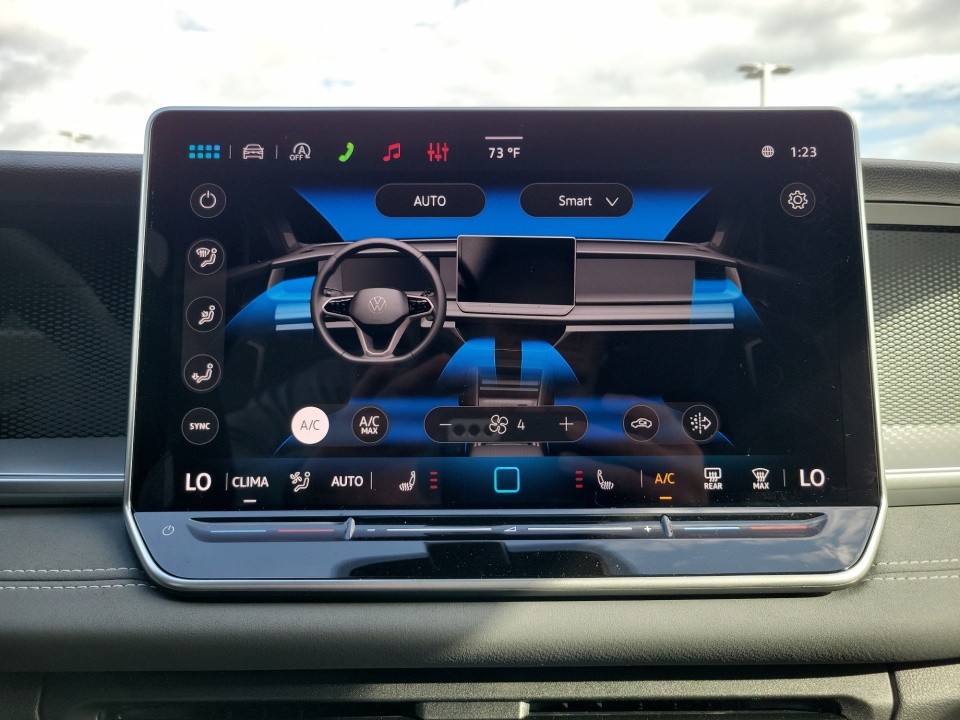 3VVHR7RM2TM043779 2026 Volkswagen Tiguan SE R-Line Black