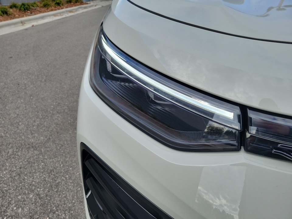 3VVHR7RM2TM043779 2026 Volkswagen Tiguan SE R-Line Black