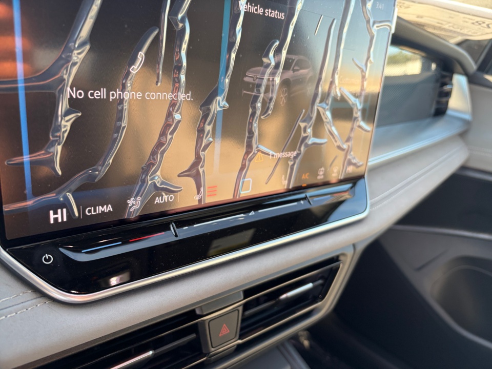 3VVHR7RM2TM045094 2026 Volkswagen Tiguan SE R-Line Black