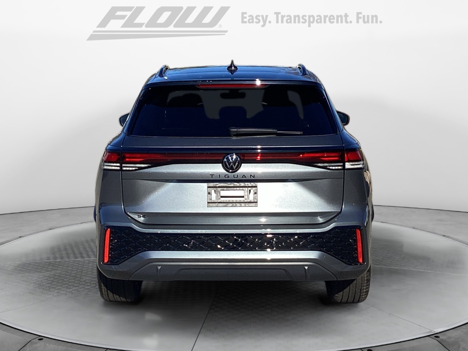 3VVHR7RM3TM051986 2026 Volkswagen Tiguan SE R-Line Black