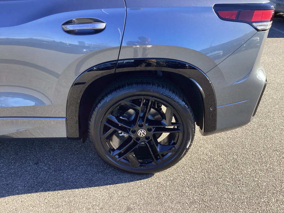 3VVHR7RM3TM051986 2026 Volkswagen Tiguan SE R-Line Black