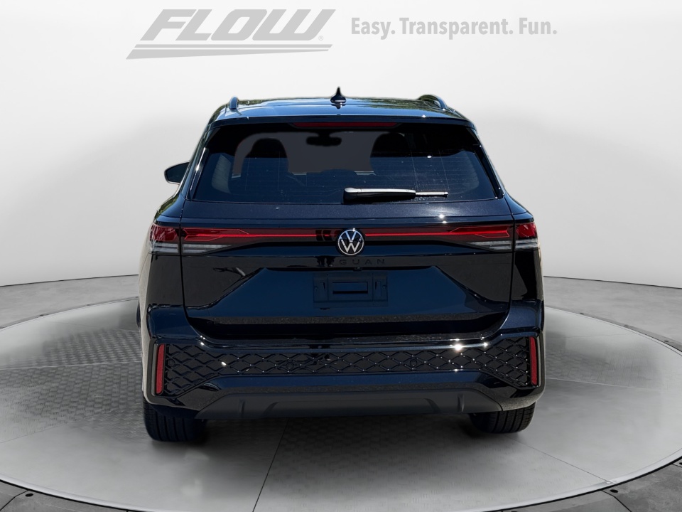 3VVHR7RM3TM116254 2026 Volkswagen Tiguan SE R-Line Black