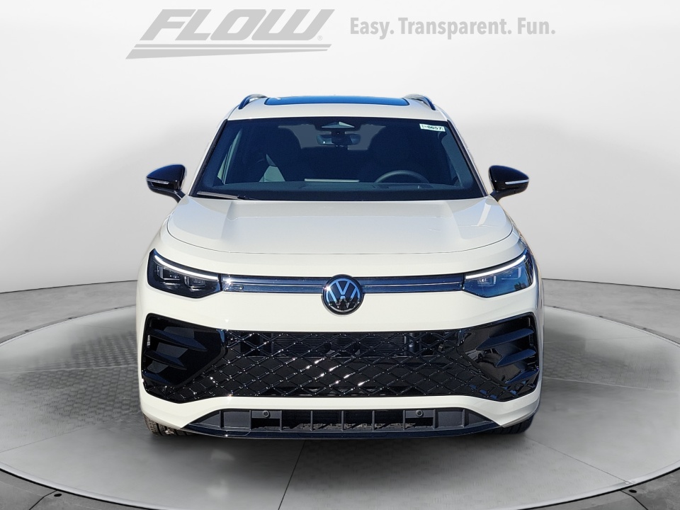 3VVHR7RM4TM050572 2026 Volkswagen Tiguan SE R-Line Black