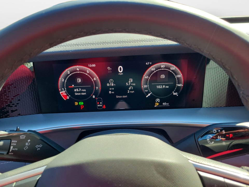 3VVHR7RM4TM050572 2026 Volkswagen Tiguan SE R-Line Black