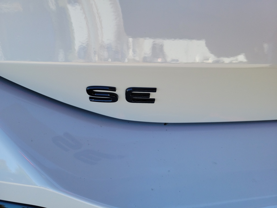 3VVHR7RM4TM050572 2026 Volkswagen Tiguan SE R-Line Black