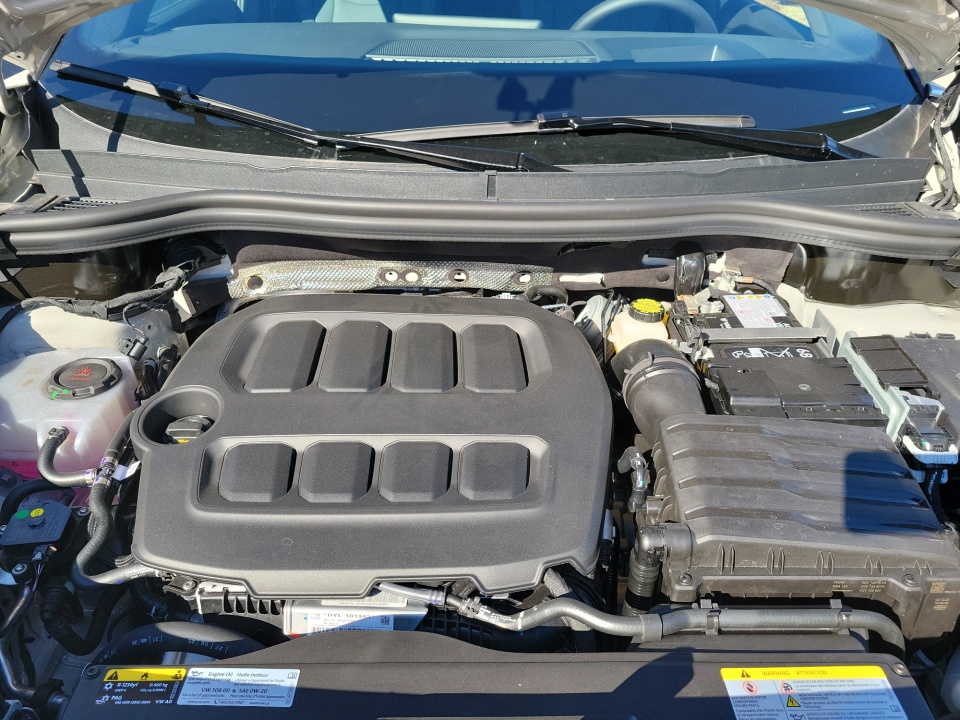 3VVHR7RM4TM050572 2026 Volkswagen Tiguan SE R-Line Black