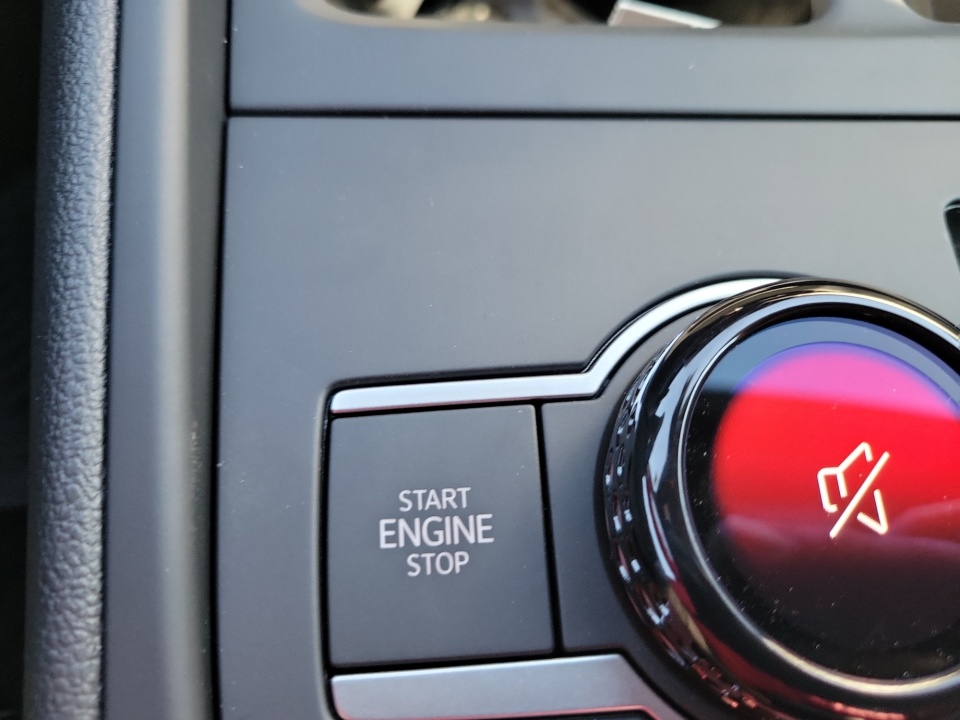 3VVHR7RM4TM050572 2026 Volkswagen Tiguan SE R-Line Black