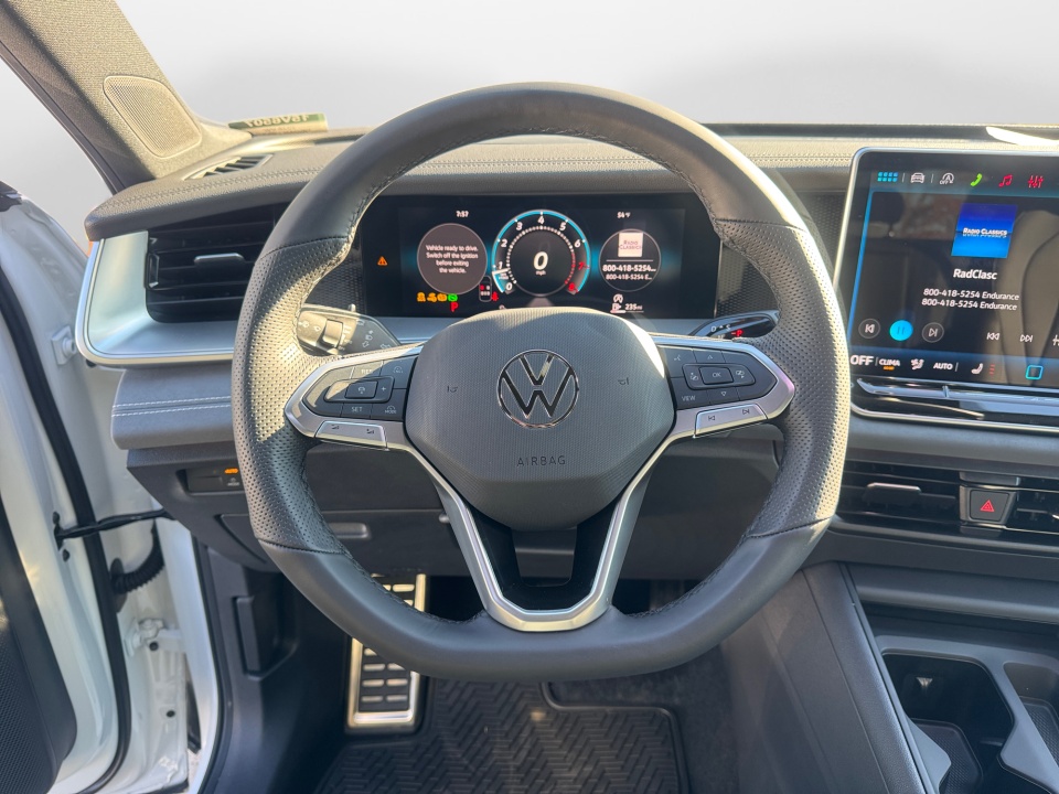 3VVHR7RM7TM010065 2026 Volkswagen Tiguan SE R-Line Black