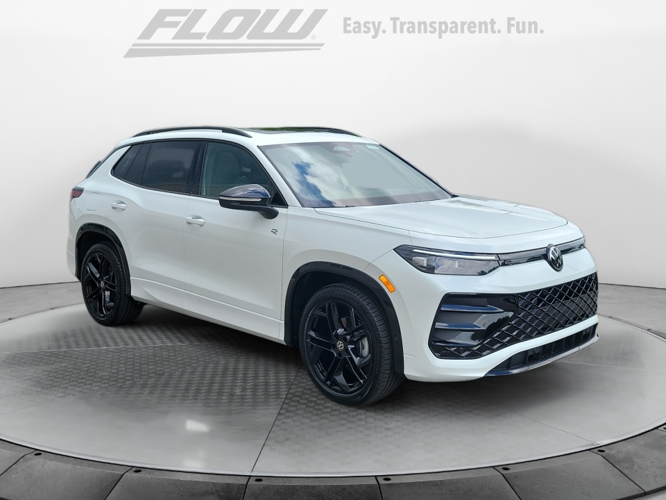 new 2026 Volkswagen Tiguan SE R-Line Black