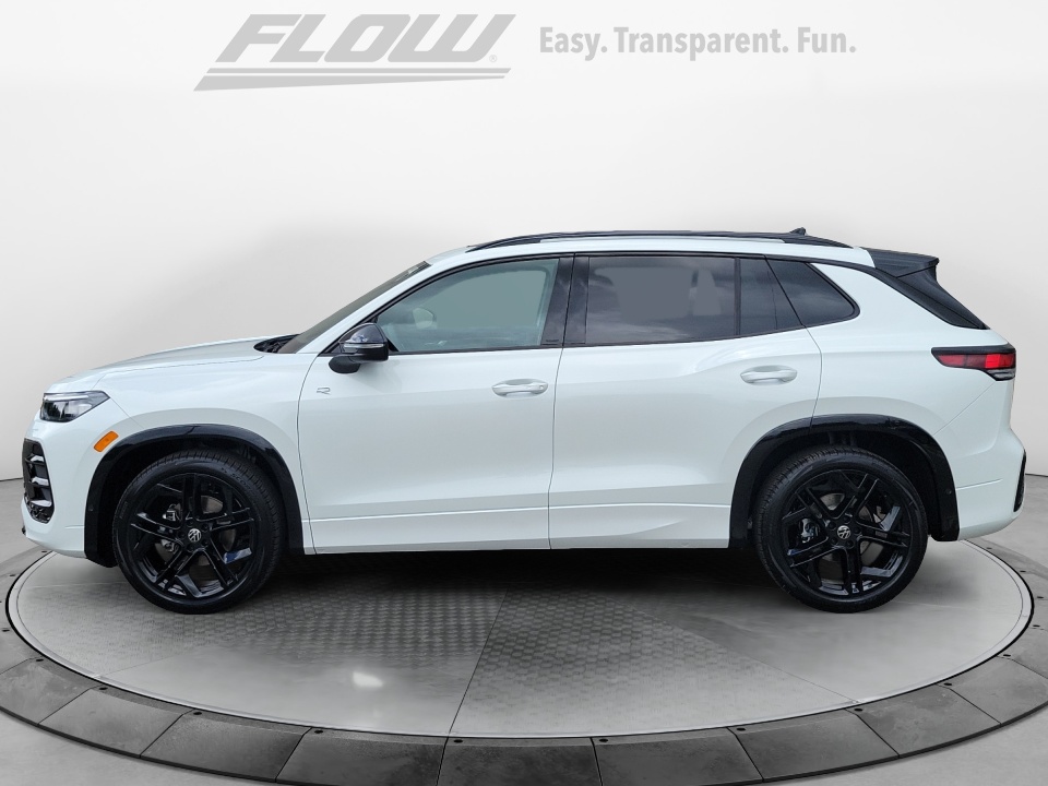 3VVHR7RMXTM131950 2026 Volkswagen Tiguan SE R-Line Black