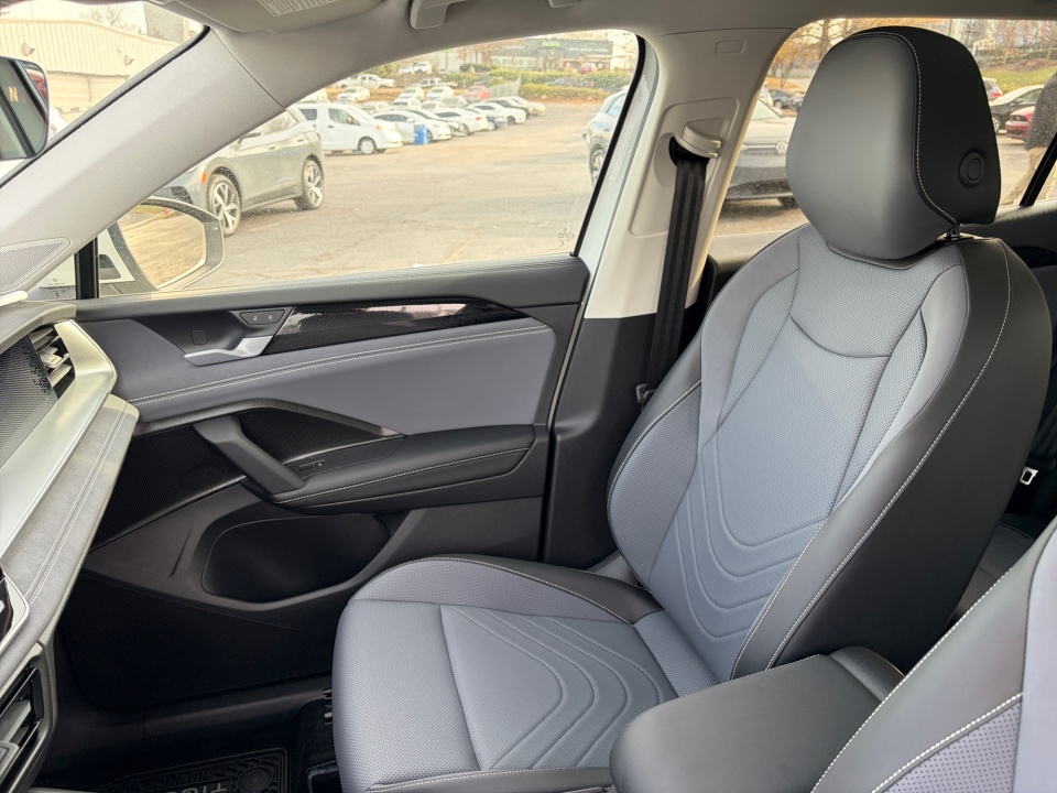 3VVMR7RM0TM004011 2026 Volkswagen Tiguan SE