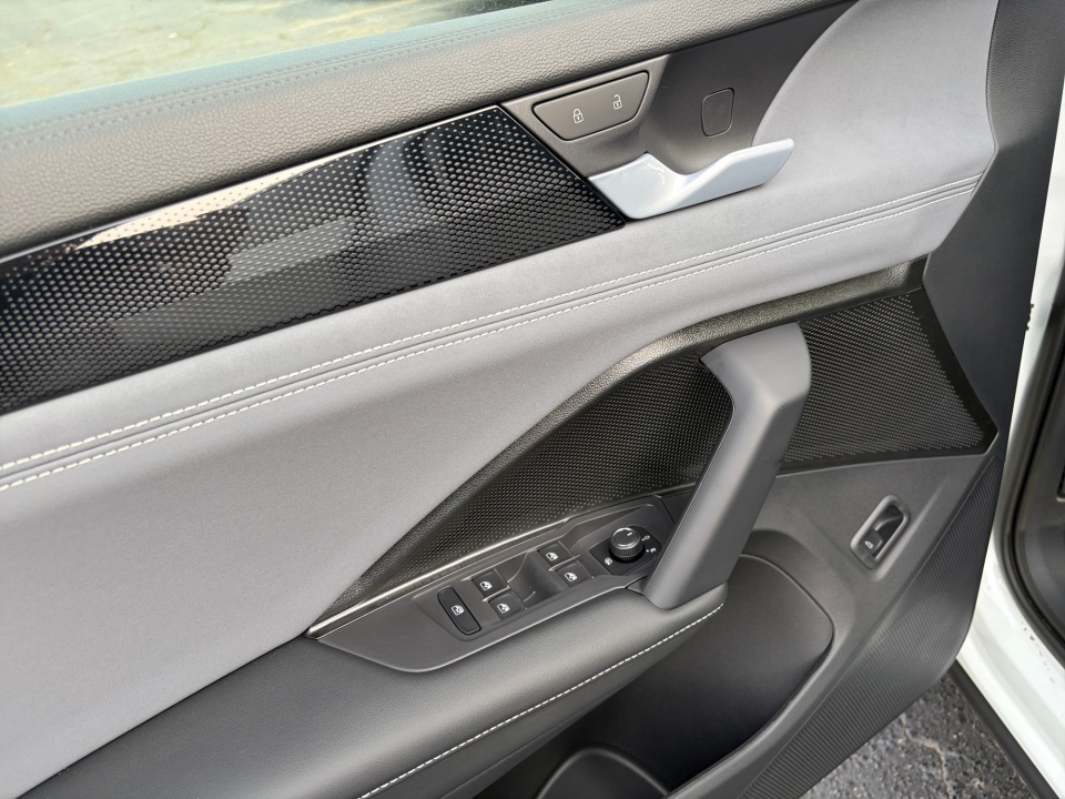 3VVMR7RM0TM004011 2026 Volkswagen Tiguan SE