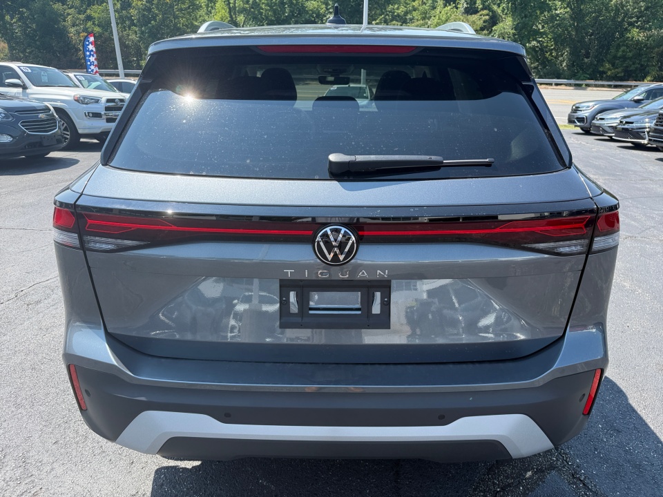 3VVMR7RM0TM119756 2026 Volkswagen Tiguan SE