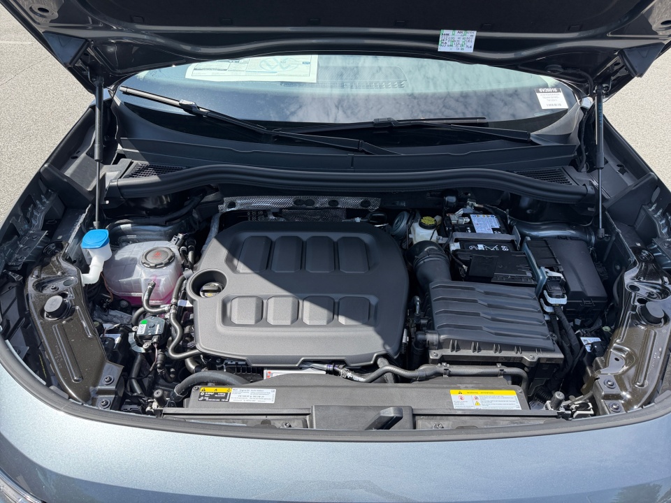 3VVMR7RM0TM135827 2026 Volkswagen Tiguan SE