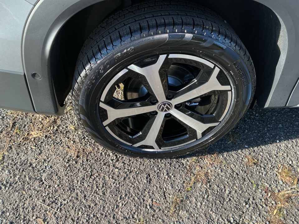 3VVMR7RM3TM028707 2026 Volkswagen Tiguan SE