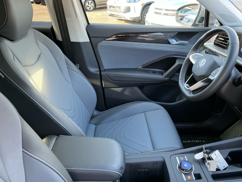 3VVMR7RM3TM028707 2026 Volkswagen Tiguan SE