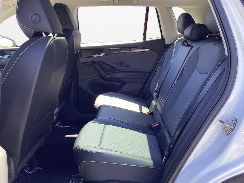 3VVMR7RM4TM095915 2026 Volkswagen Tiguan SE