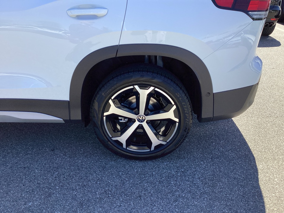 3VVMR7RM4TM095915 2026 Volkswagen Tiguan SE