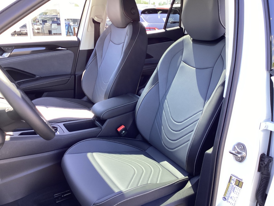 3VVMR7RM4TM095915 2026 Volkswagen Tiguan SE