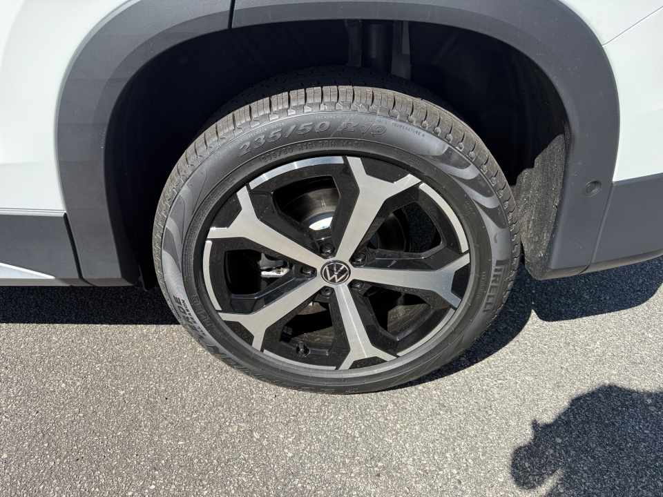 3VVMR7RM7TM084990 2026 Volkswagen Tiguan SE