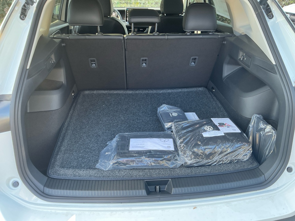 3VVMR7RM8TM017962 2026 Volkswagen Tiguan SE