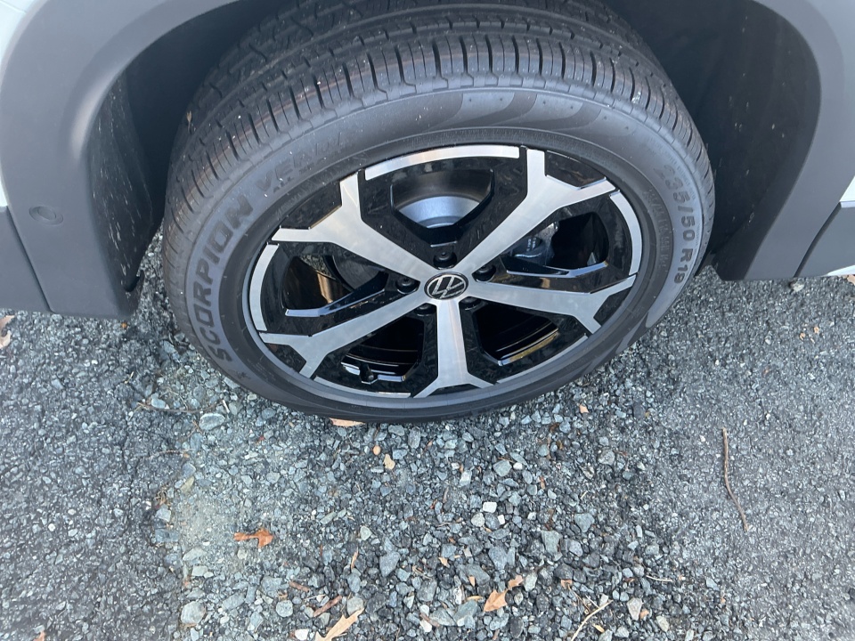 3VVMR7RM8TM017962 2026 Volkswagen Tiguan SE