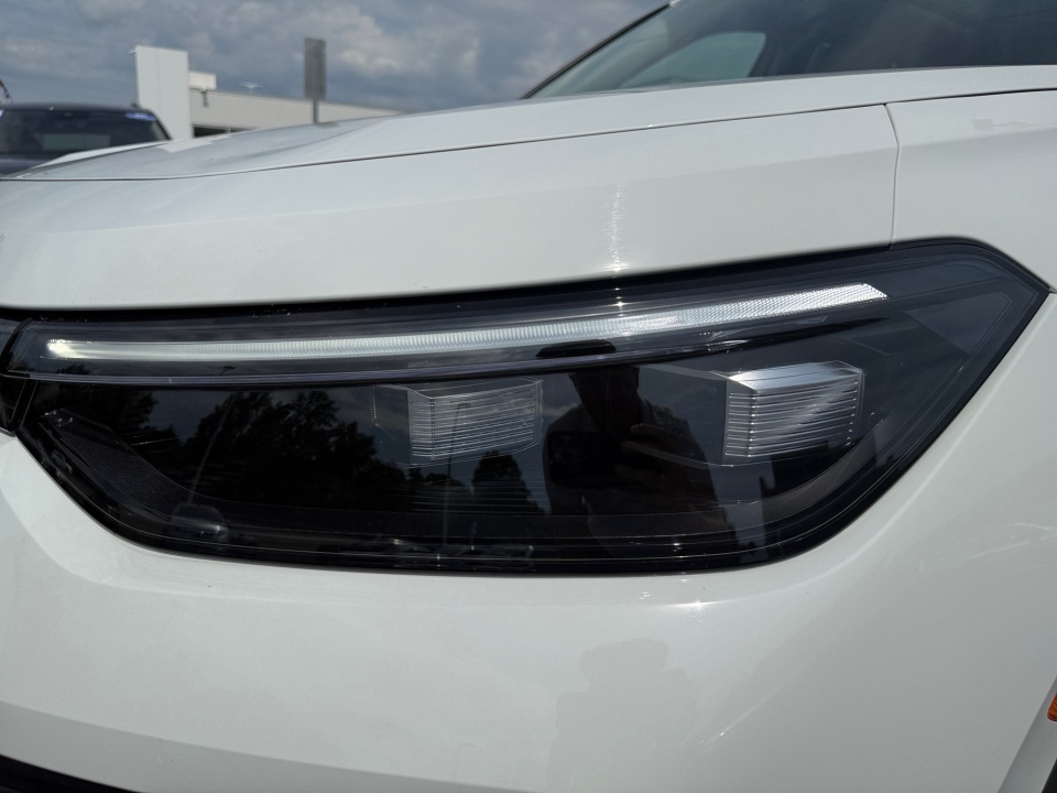 3VVMR7RM8TM121089 2026 Volkswagen Tiguan SE