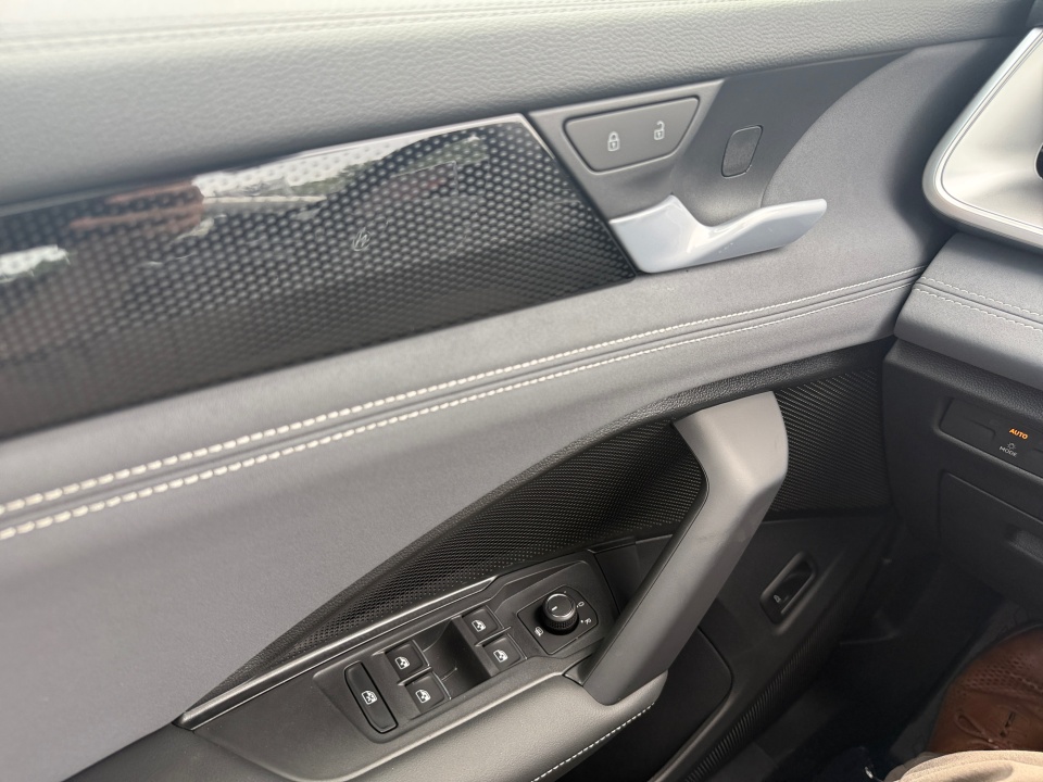 3VVMR7RM8TM126552 2026 Volkswagen Tiguan SE