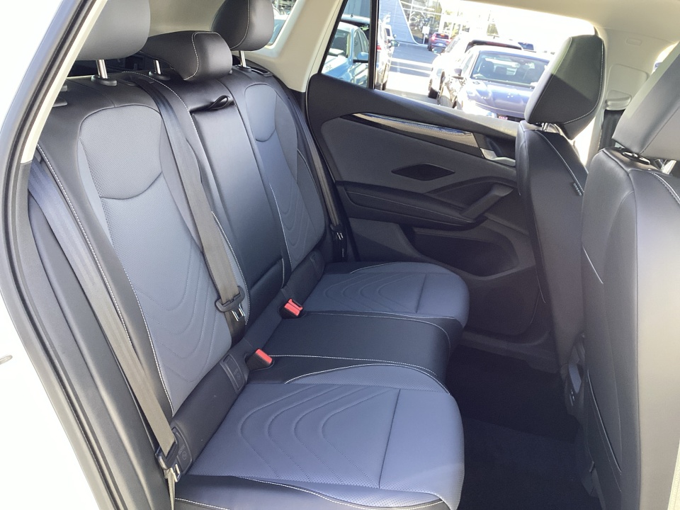 3VVNR7RM0TM033612 2026 Volkswagen Tiguan SE