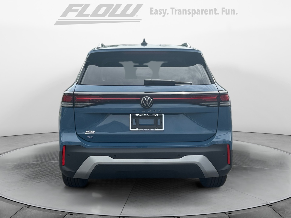 3VVNR7RM2TM090040 2026 Volkswagen Tiguan SE