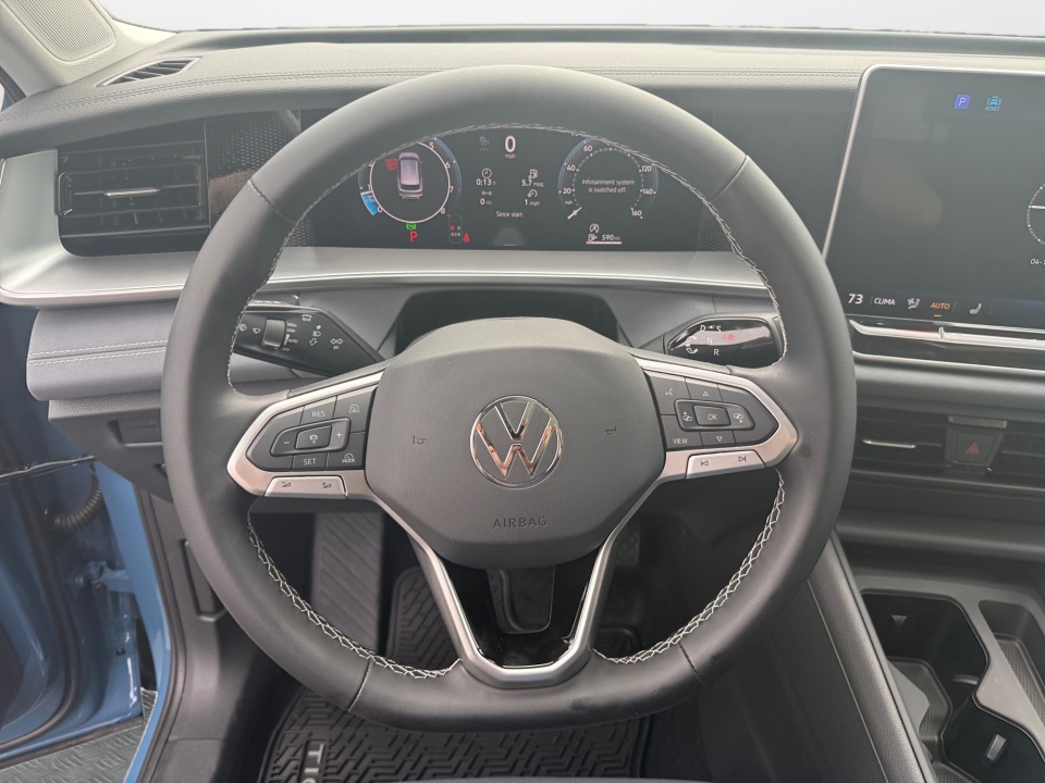 3VVNR7RM2TM090040 2026 Volkswagen Tiguan SE