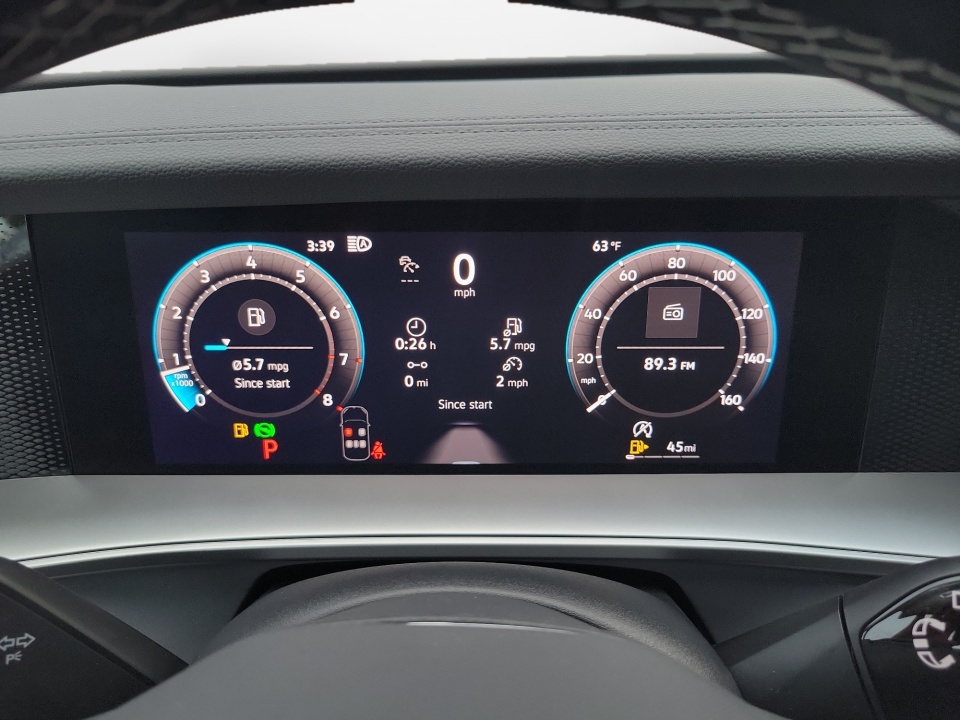 3VVNR7RM5TM031533 2026 Volkswagen Tiguan SE