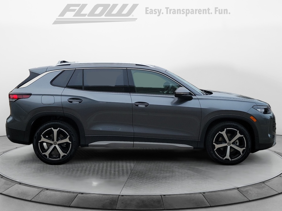 3VVNR7RMXTM038090 2026 Volkswagen Tiguan SE